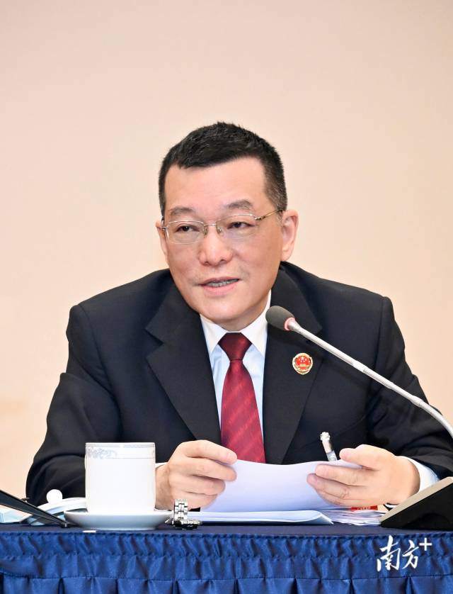 全国人大代表、广东省人民检察院检察长冯键
