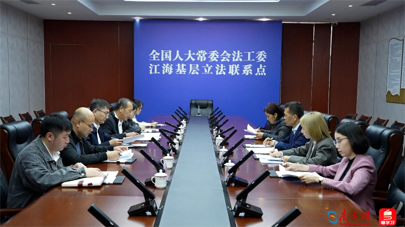 板凳4.jpg