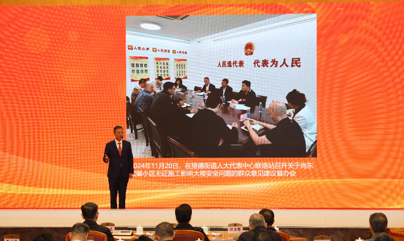 06刘涛委员讲述《民声就是命令 履职就是行动》.JPG