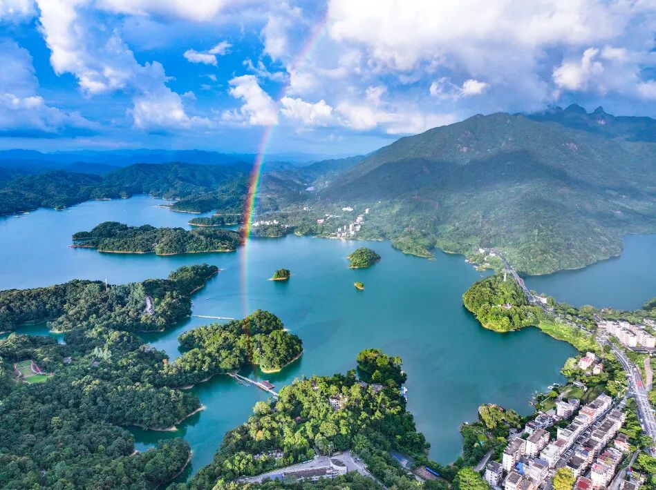 广州日报流溪河彩虹.jpg