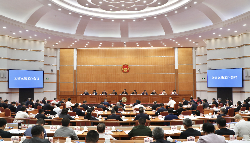 （选定）微信图片_20250409163517_副本1 李小萌.jpg